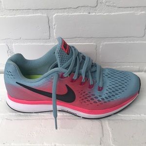 Nike Zoom Sneakers Pegasus 34 Womans Size 8.5